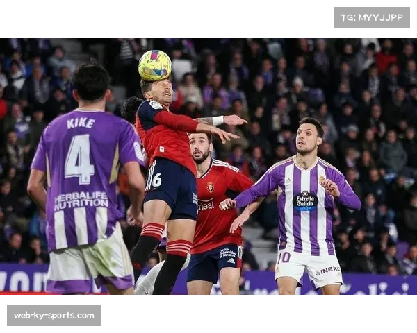 巴萨先赛情况下领先四分 积分榜压力转向皇马方面